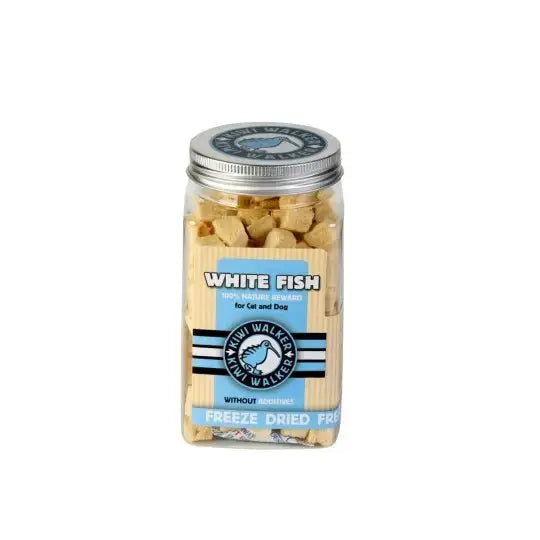 Friandises lyophilisées pour chien 100% poisson blanc, snack naturel riche en oméga-3 pour récompenser votre compagnon.